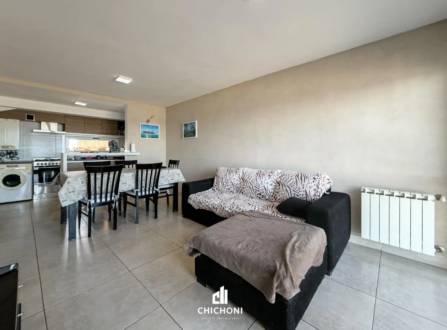 Venta - Departamento 2 ambiente al frente con balcón y vista al mar - Zona Constitución 4
