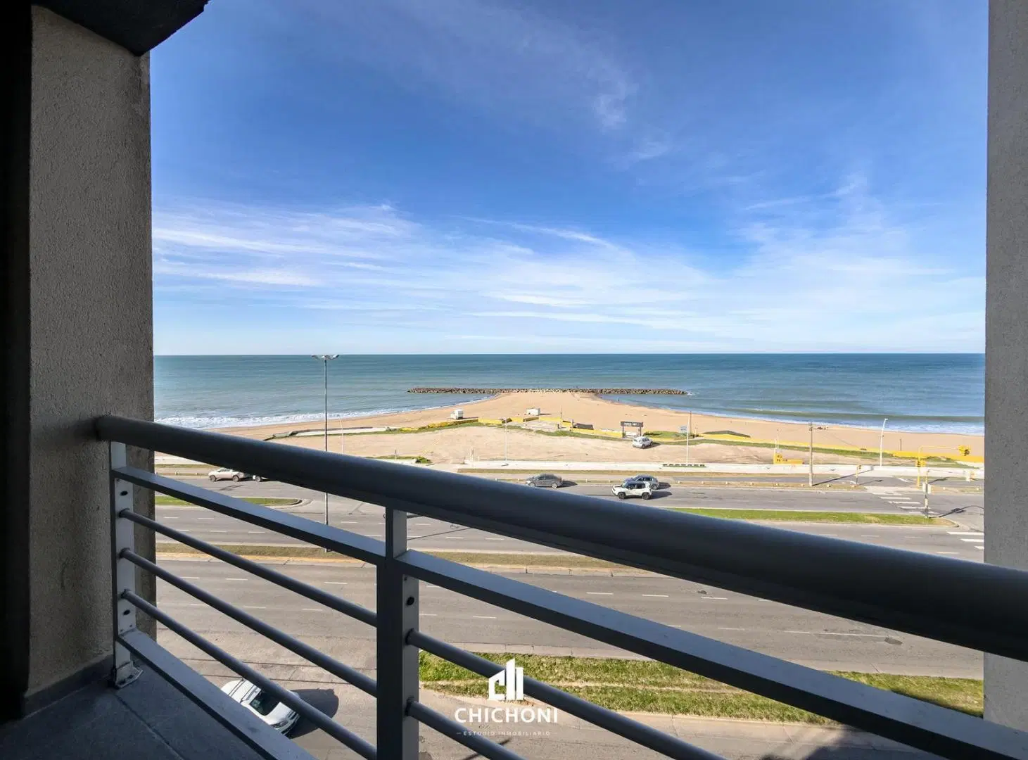 Venta - Departamento 2 ambiente al frente con balcón y vista al mar - Zona Constitución 3