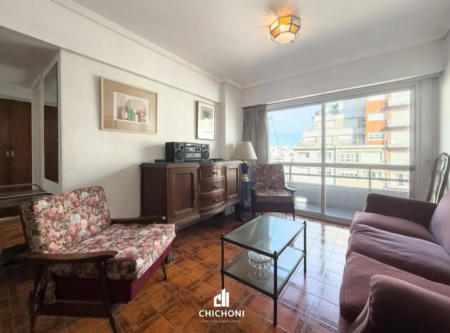 Venta - Departamento 2 Ambientes - Balcon al Frente - Plaza Colón 5