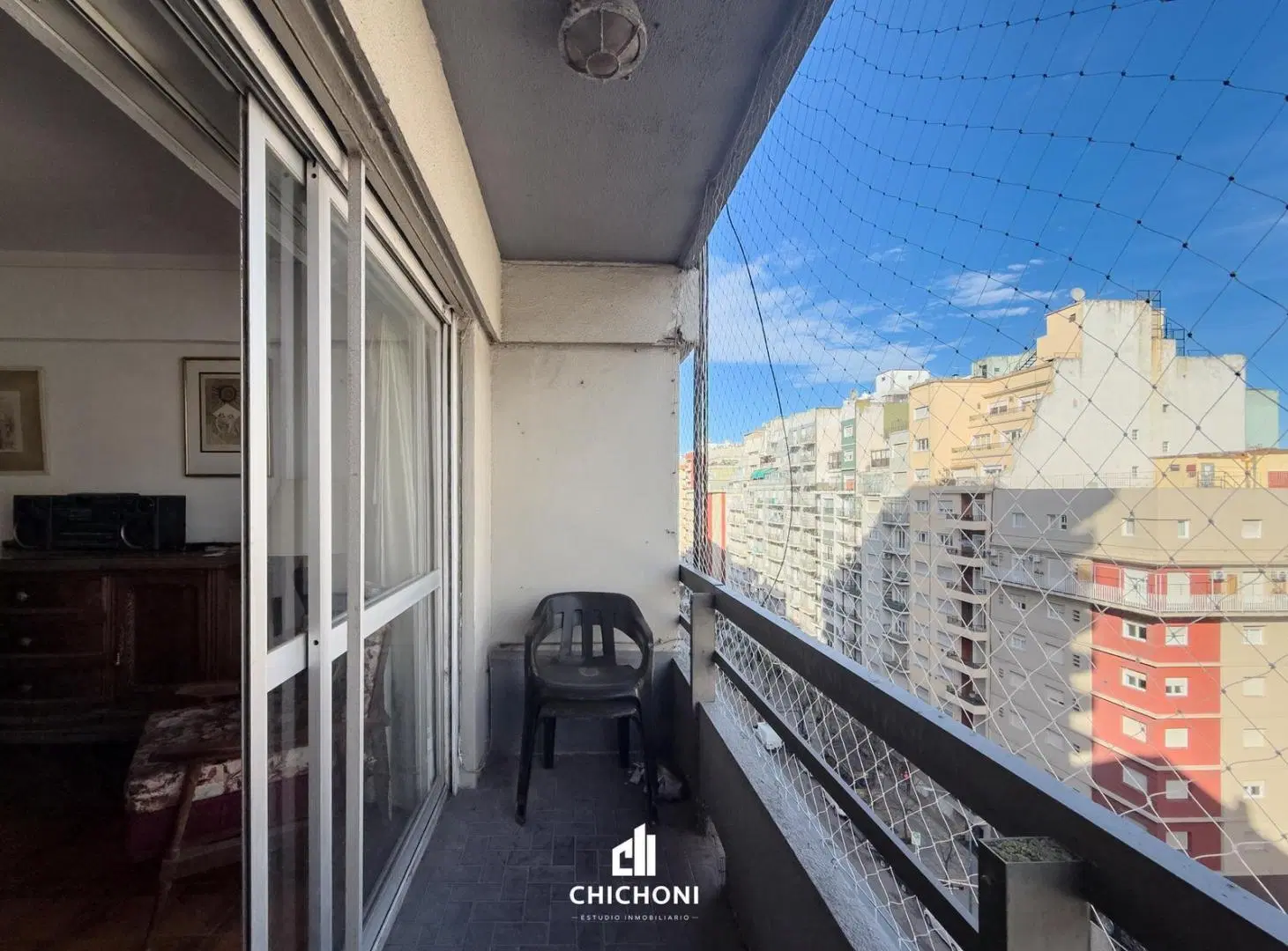 Venta - Departamento 2 Ambientes - Balcon al Frente - Plaza Colón 4