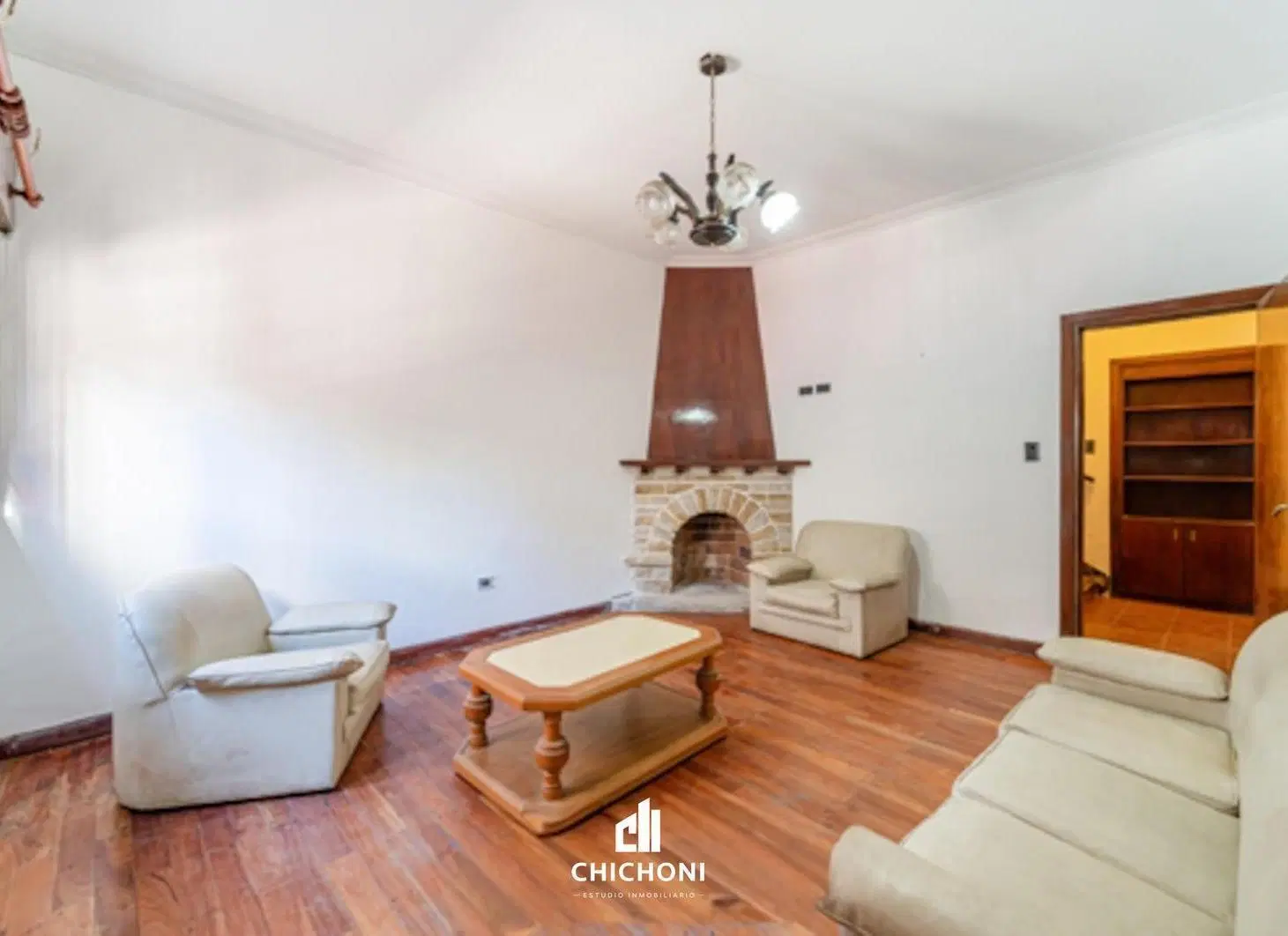 Alquiler 12 o 24 meses - Casa 4 ambientes - Quincho - Garage - Zona La Perla 2