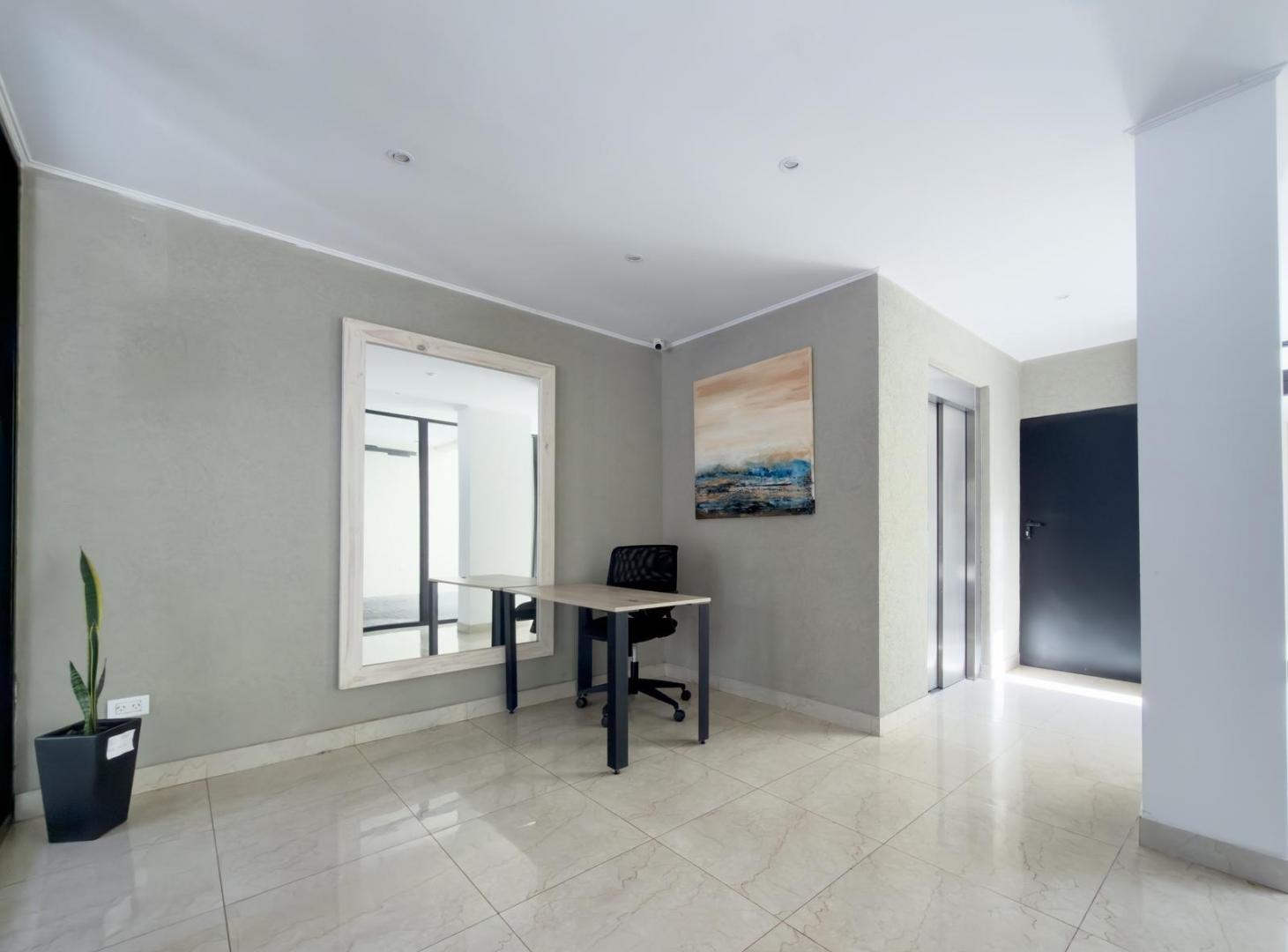 Foto de Venta - Monoambiente - Balcón al Frente - Edificio con Quincho - Zona Macrocentro, imagen 4