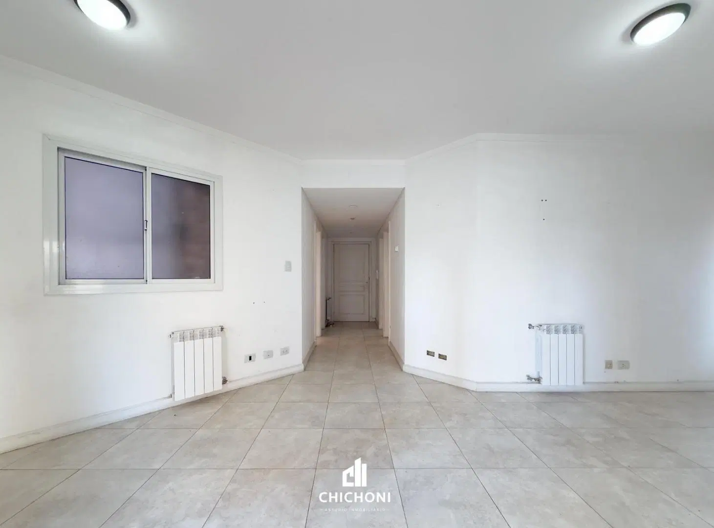 Venta - Departamento 3 ambientes con cochera y baulera - Contrafrente - La Perla 8