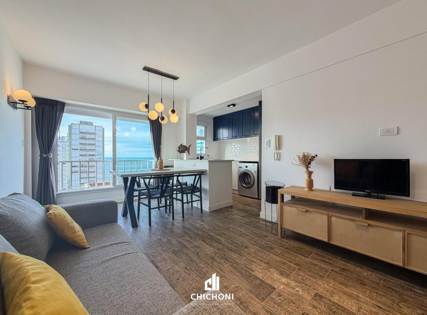 Foto de Venta - Departamento de 2 Ambientes con Dependencia - Vistar al Mar - Reciclado - Zona Centro, imagen 1