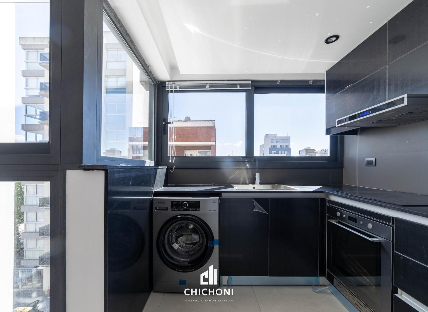 Foto de Venta - Departamento 2 Ambientes con Terraza Privada - Plaza Mitre, imagen 5