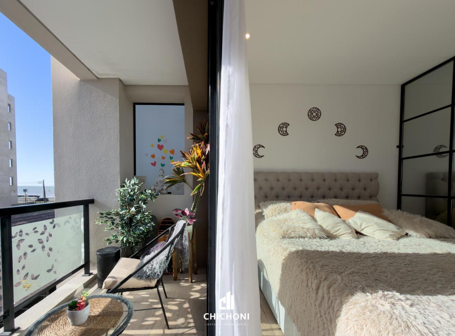 Foto de Venta - Monoambiente - Balcón - Edificio Nuevo con Quincho - Zona, imagen 1