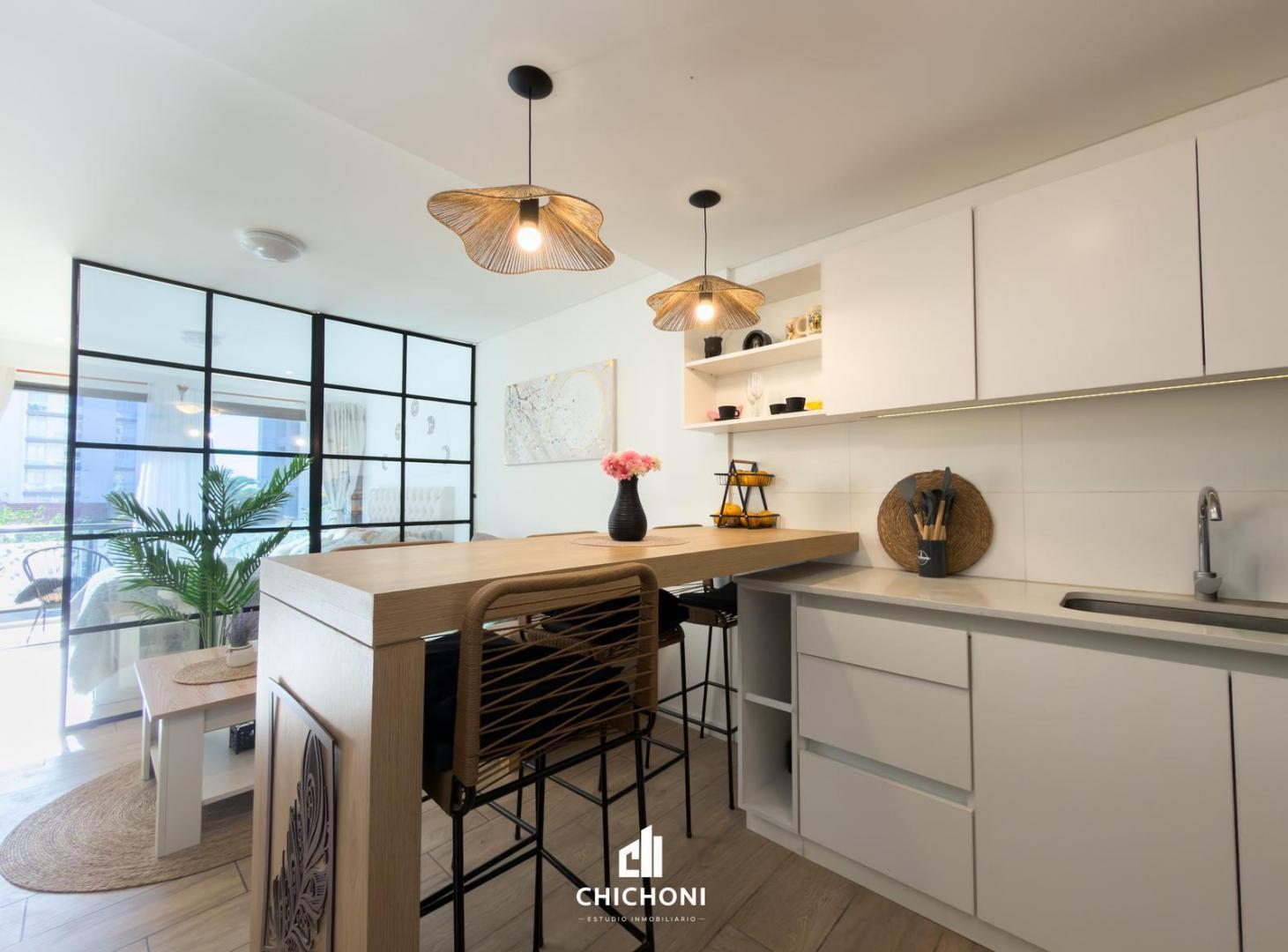 Foto de Venta - Monoambiente - Balcón - Edificio Nuevo con Quincho - Zona, imagen 5