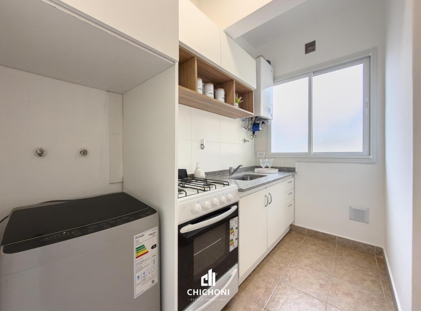 Foto de Venta - Departamento 3 ambientes con balcón terraza - Reciclado, imagen 5