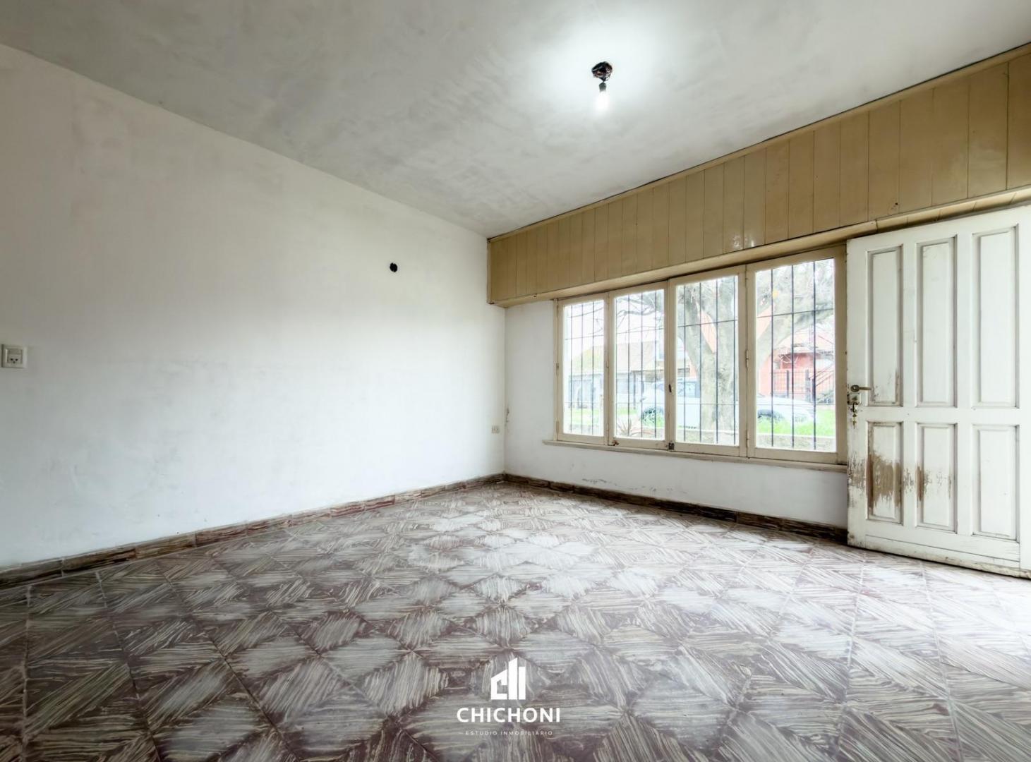 Foto de Venta - Casa 5 Ambientes o 2 Propiedades en Block - Villa Primera, imagen 3