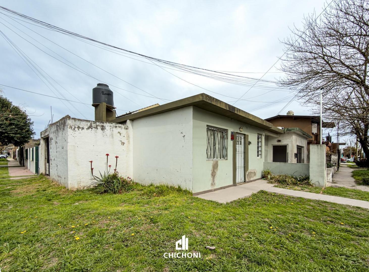 Foto de Venta - Casa 5 Ambientes o 2 Propiedades en Block - Villa Primera, imagen 4