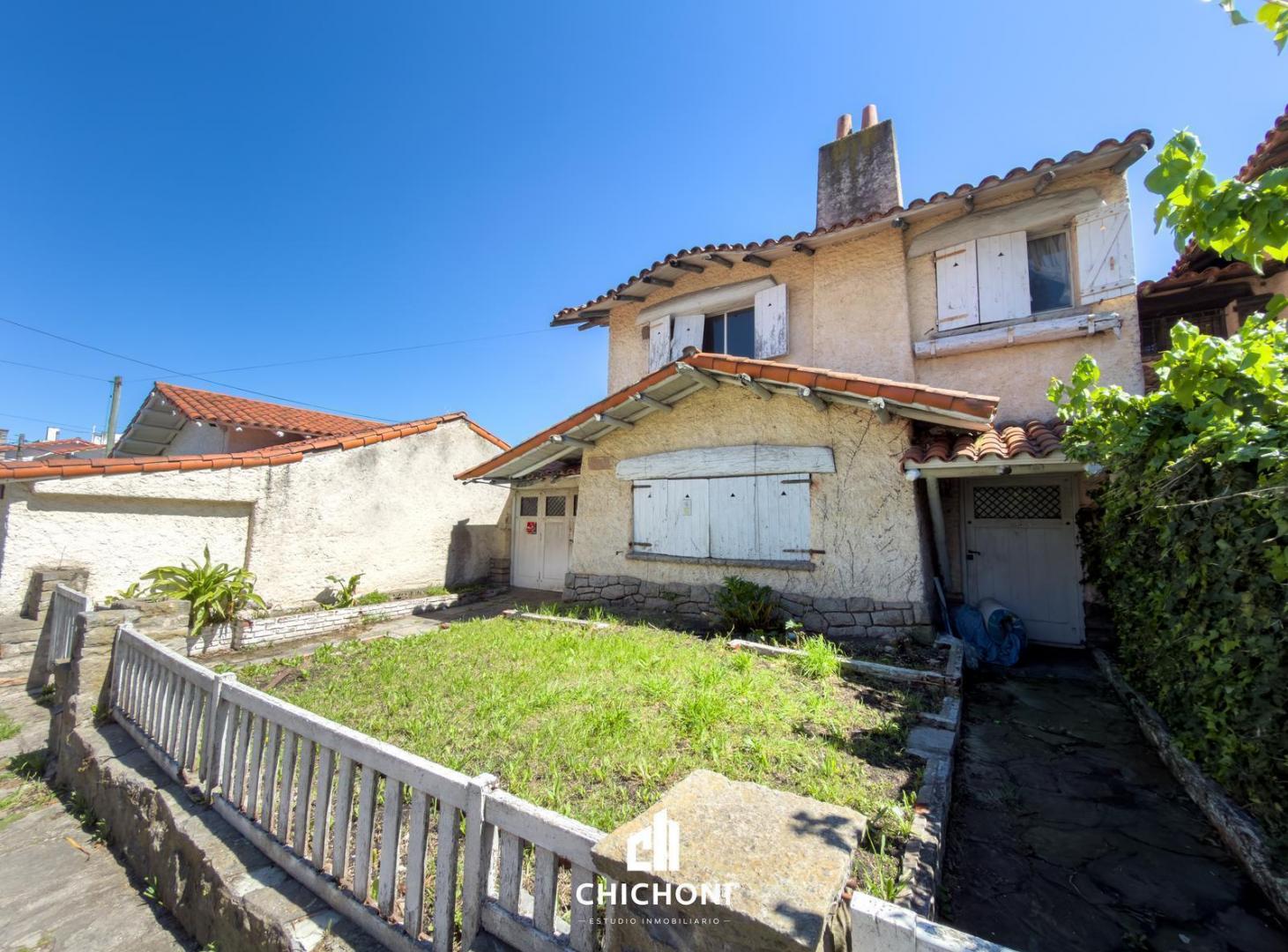 Foto de Venta - Chalet de Interés Patrimonial "Villa Sainte Marie" en Lomas de, imagen 3