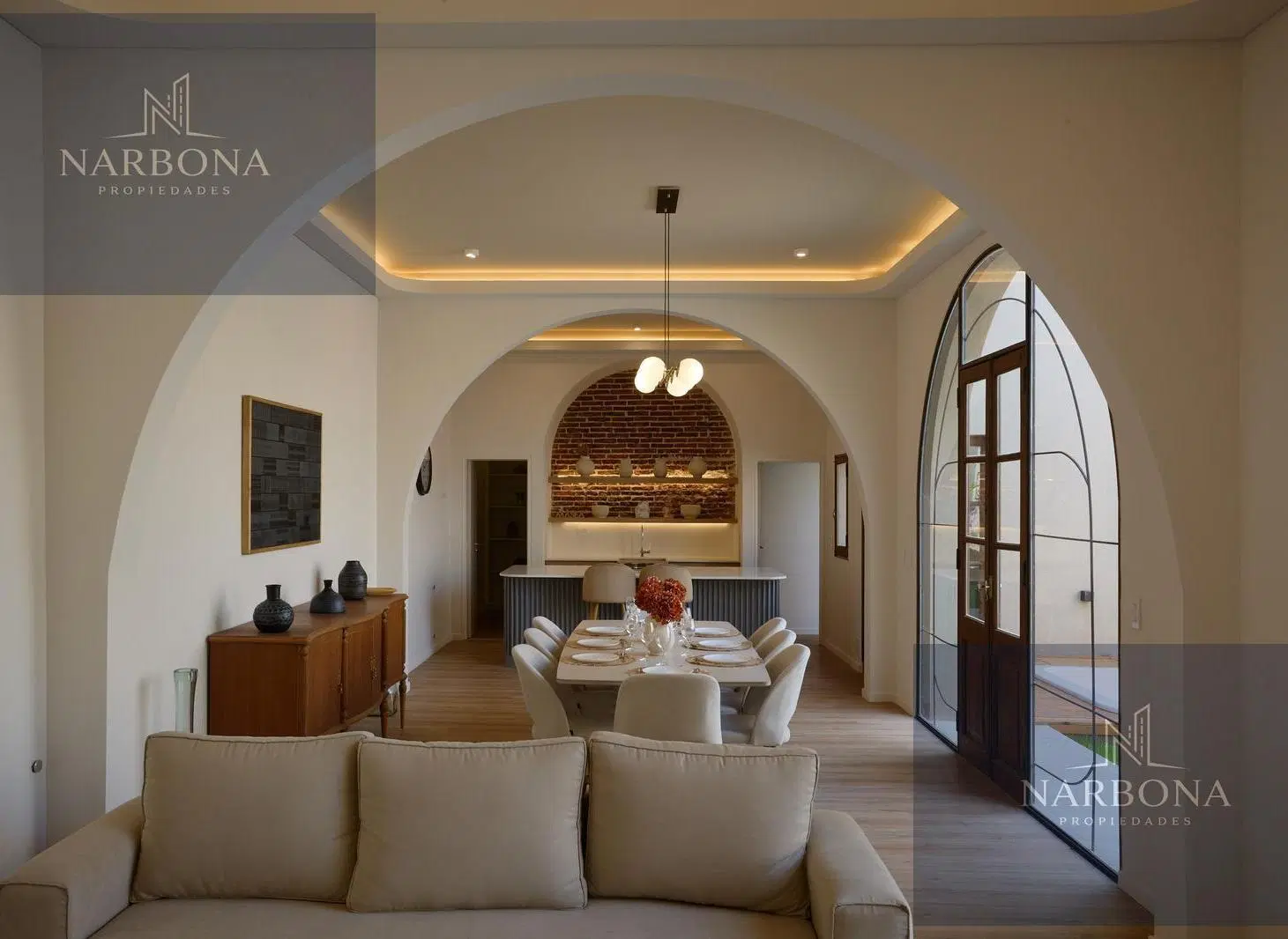 VENTA CASA 3 DORMITORIOS CON COCHERA, PISCINA, JARDÍN Y TERRAZA PRIVADA EN BARRIO LOURDES. 5