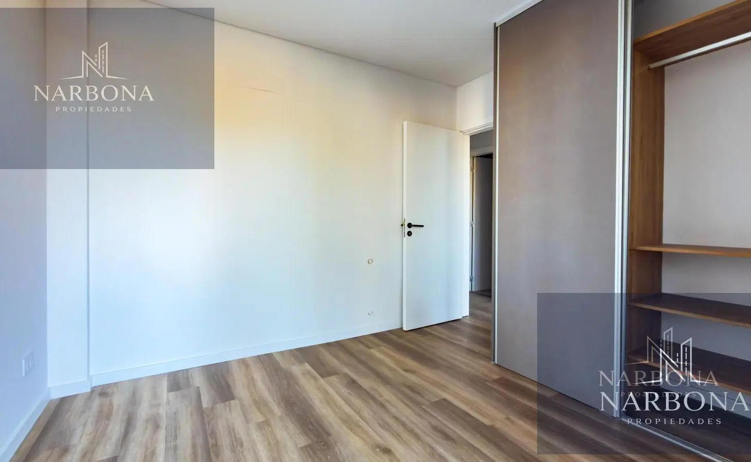 VENTA DEPARTAMENTO 1 DORMITORIO   COMODÍN, CON PATIO EXCLUSIO Y PARRILLERO. CONDOS PADDOCK- TORRE I 4