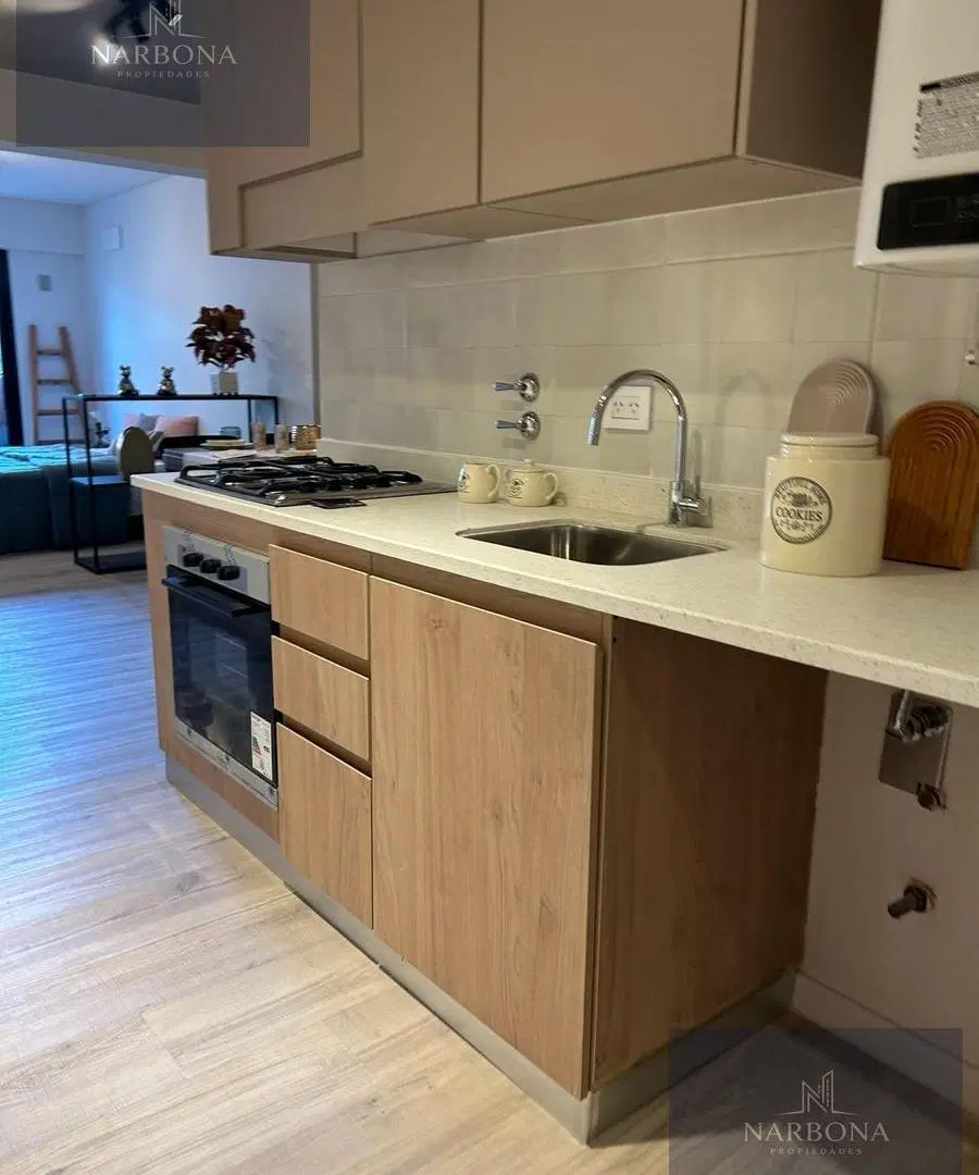 VENTA MONOAMBIENTE A ESTRENAR CON BALCÓN AL FRENTE EN ZONA CENTRO. AMENITIES 3