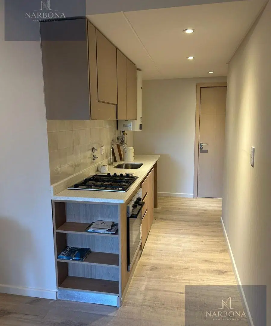 VENTA MONOAMBIENTE A ESTRENAR CON BALCÓN AL FRENTE EN ZONA CENTRO. AMENITIES 8
