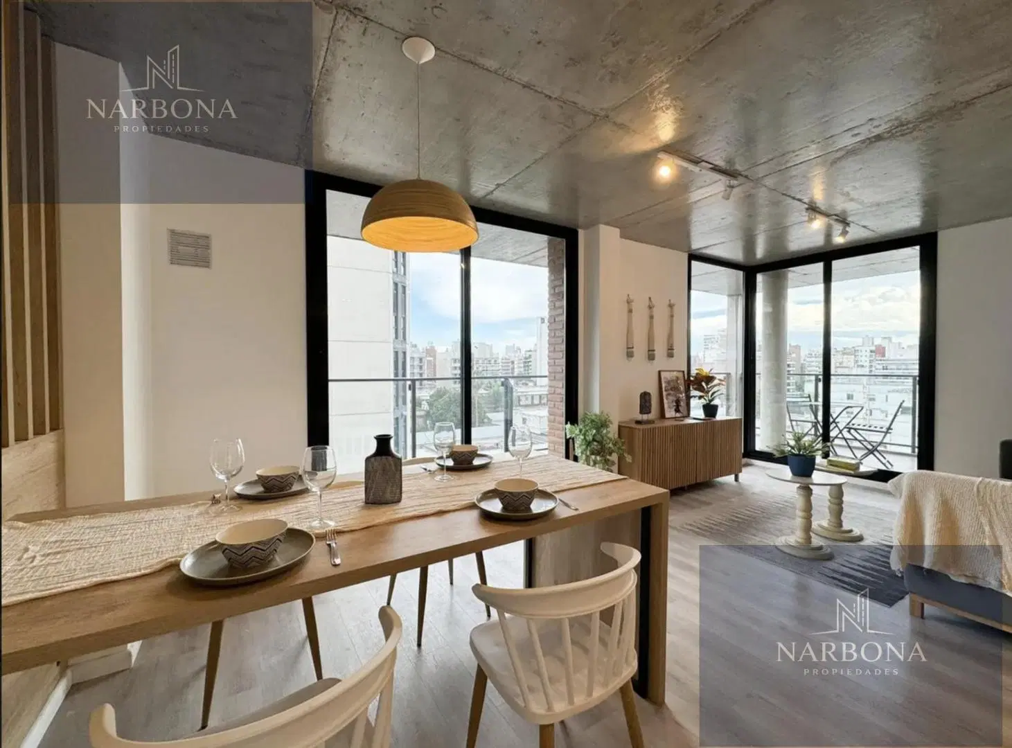 VENTA DEPARTAMENTO A ESTRENAR 3 DORMITORIOS CON BALCÓN AL FRENTE Y PARRILLERO EN ZONA CENTRO 2