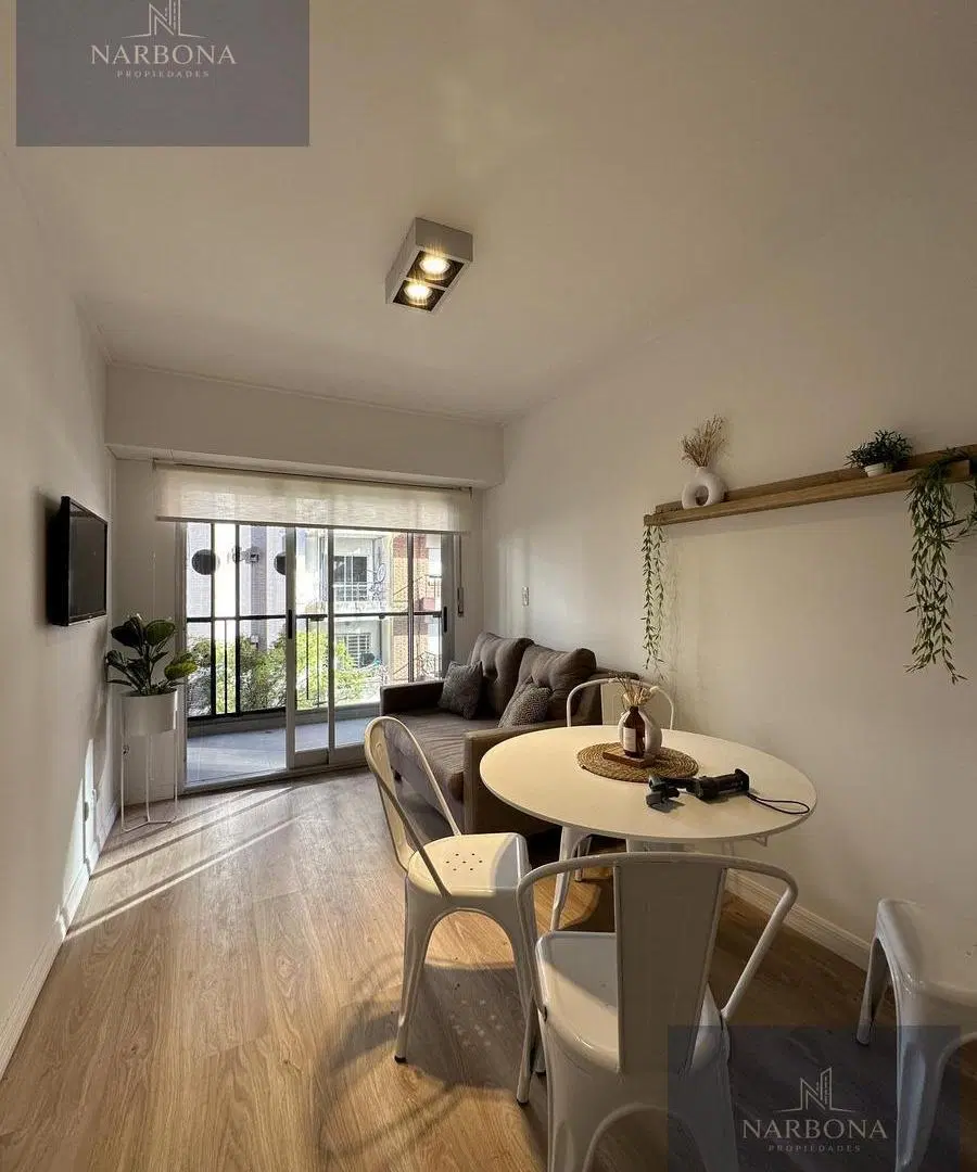 VENTA DEPARTAMENTO A ESTRENAR 3 DORMITORIOS CON BALCÓN EN ZONA CENTRO 1