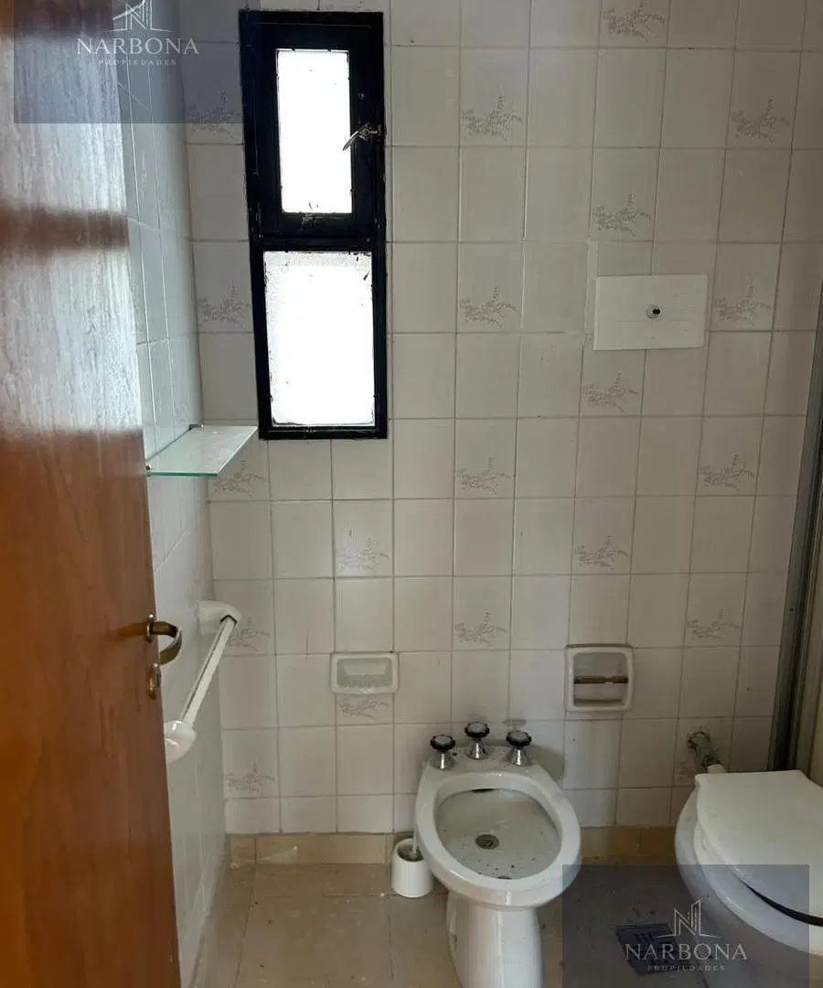 VENTA DEPARTAMENTO 2 DORMITORIOS CON COCHERA Y BAULERA EN BARRIO MARTIN. 2