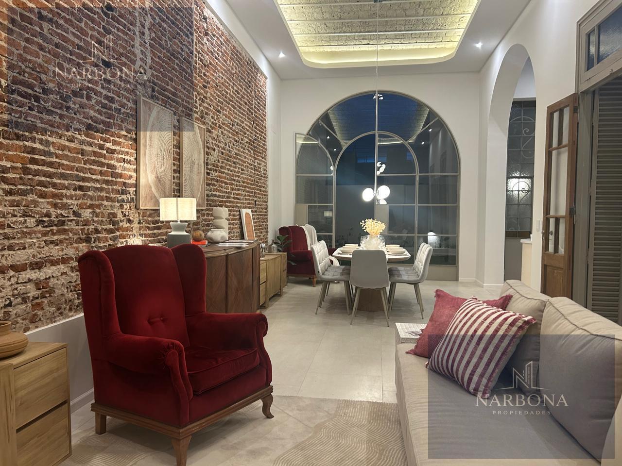 Foto de CASA 3 DORMITORIOS EN VENTA CON COCHERA, JARDÍN, PARRILLERO Y PISCINA, imagen 1