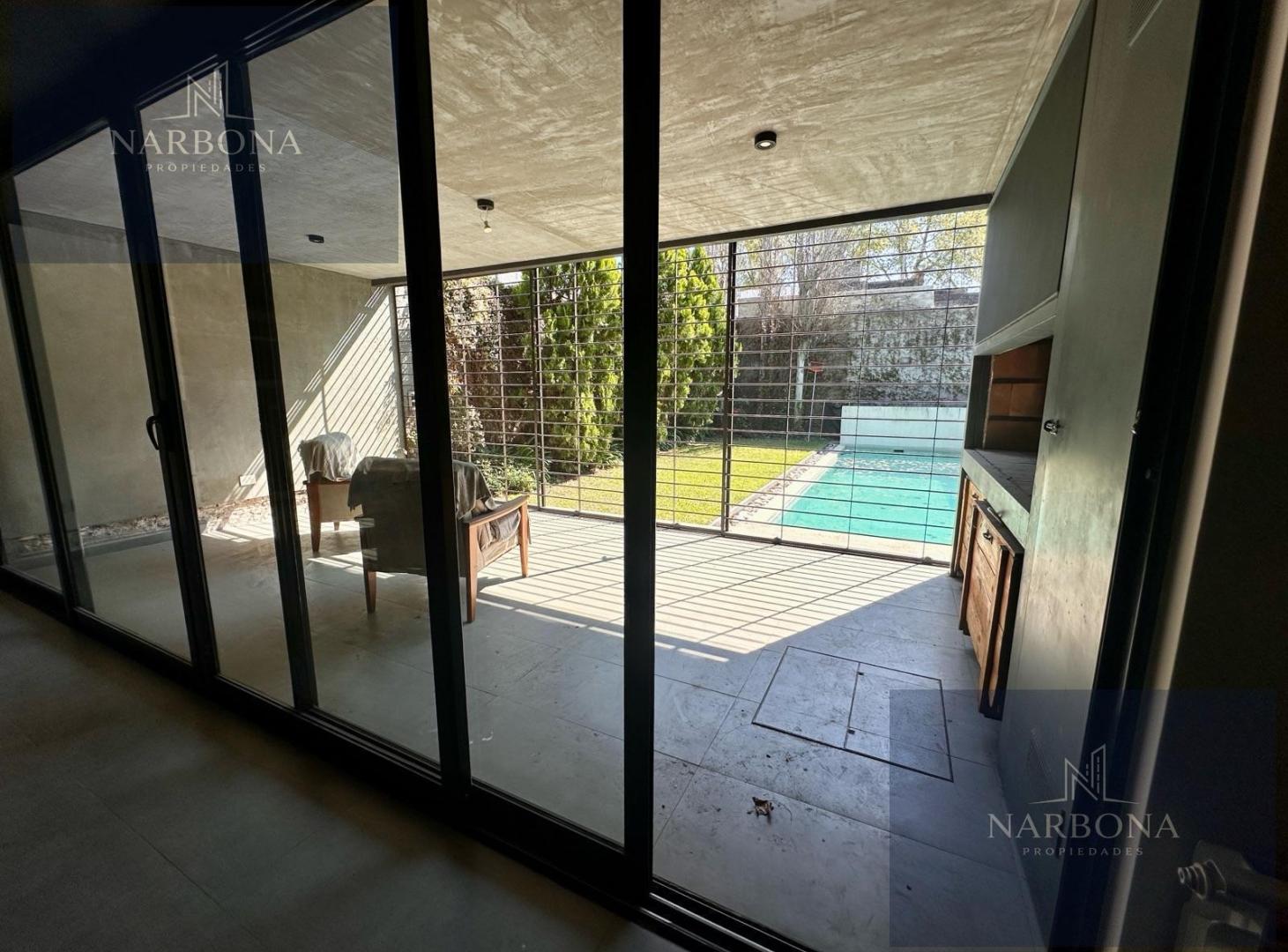 Foto de VENTA CASA 3 DORMITORIOS CON PATIO CON PISCINA, PARRILLERO Y COCHERA, imagen 5