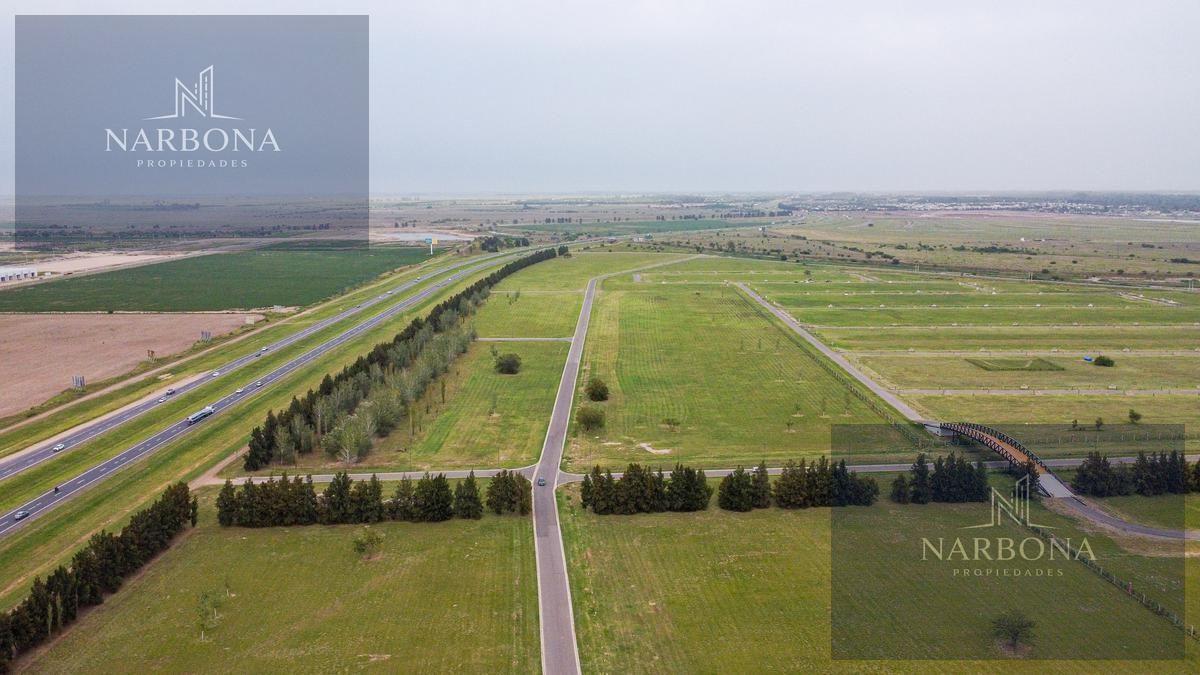 Foto de VENTA TERRENO DE 803M2 EN LOS PASOS DEL JOCKEY 4- ORIENTACIÓN NORTE, imagen 5