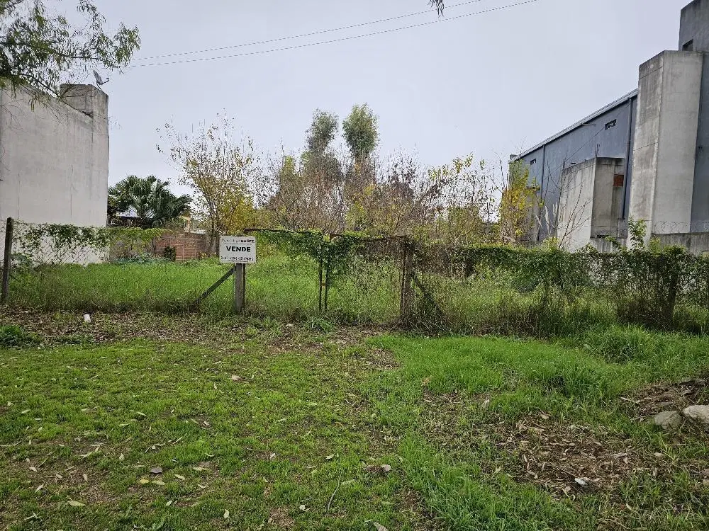 Terreno en Villa Elvira 4