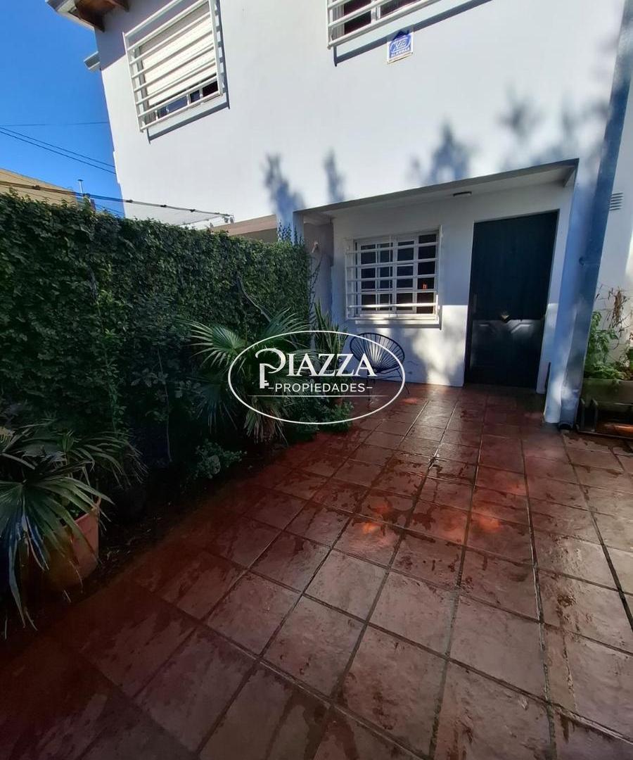 Dúplex en venta con acceso a avenida 72