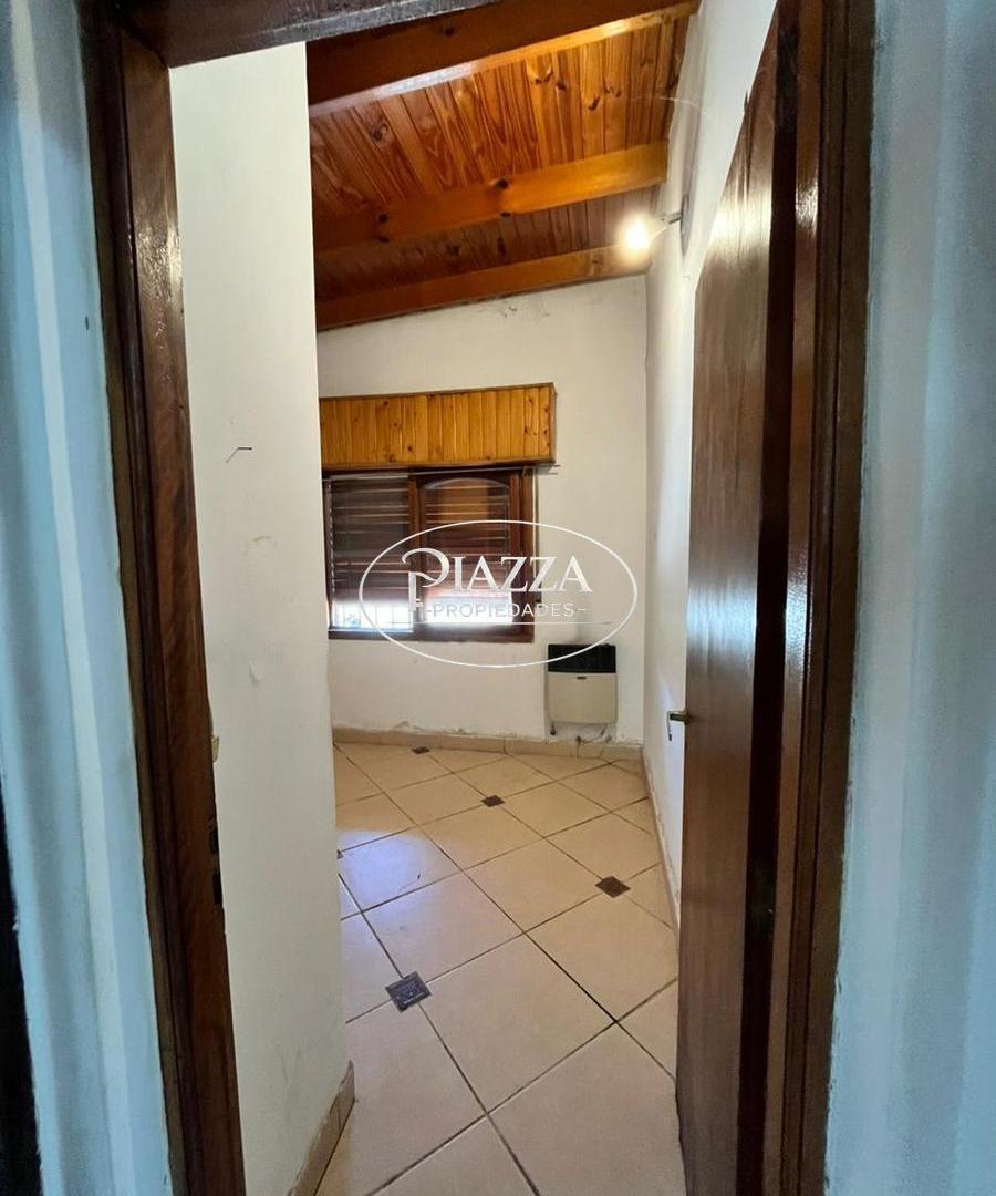 Foto de Casa en venta en Ringuelet - 2 dormis, cohera, quincho y patio, imagen 4