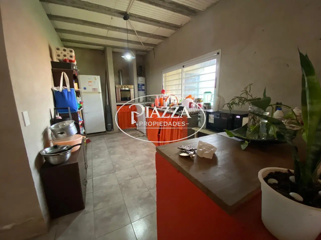 Casa en venta La Plata -  3 dormitorios - Cochera para 3 autos 3