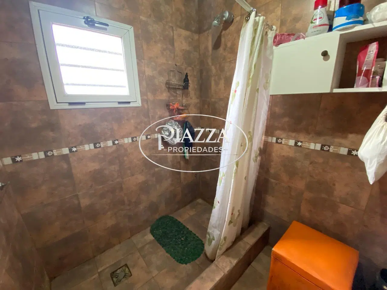 Casa en venta La Plata -  3 dormitorios - Cochera para 3 autos 5
