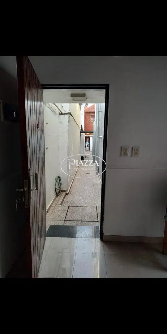 Venta de amplio Departamento en Excelente zona de Tolosa 5
