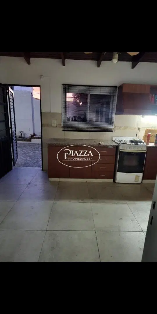 Venta de amplio Departamento en Excelente zona de Tolosa 5