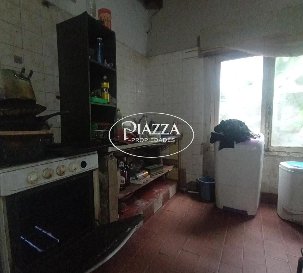 Foto de Casa en venta 2 habitaciones - Patio y Cochera - Calle 23 y 49 La Plata, imagen 4