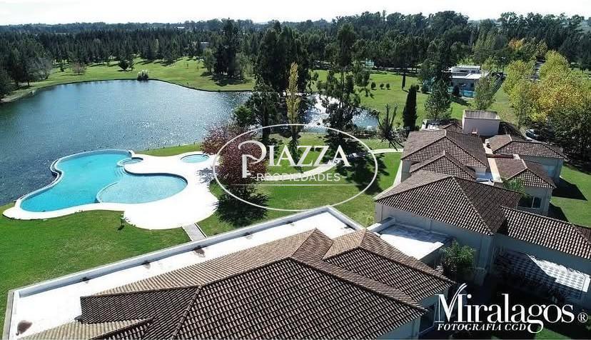Foto de Terreno en venta en Miralagos Club de Campo, imagen 4