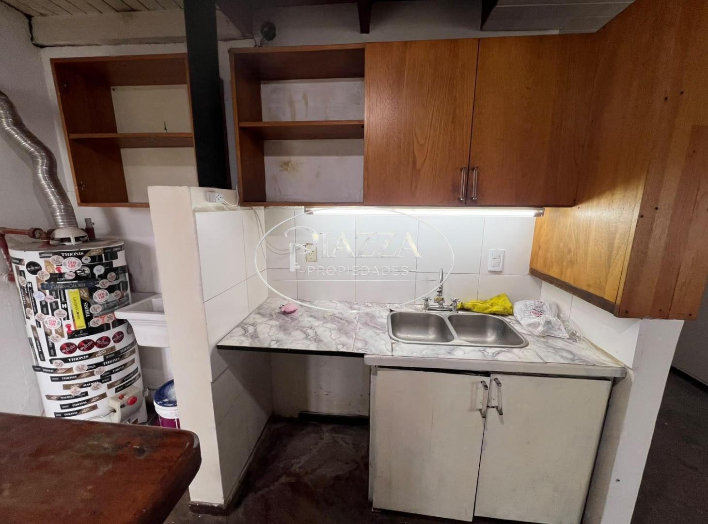 Foto de Casa 2 dorm con pileta, quincho y parrilla – Gonnet, Villa Castells, imagen 4