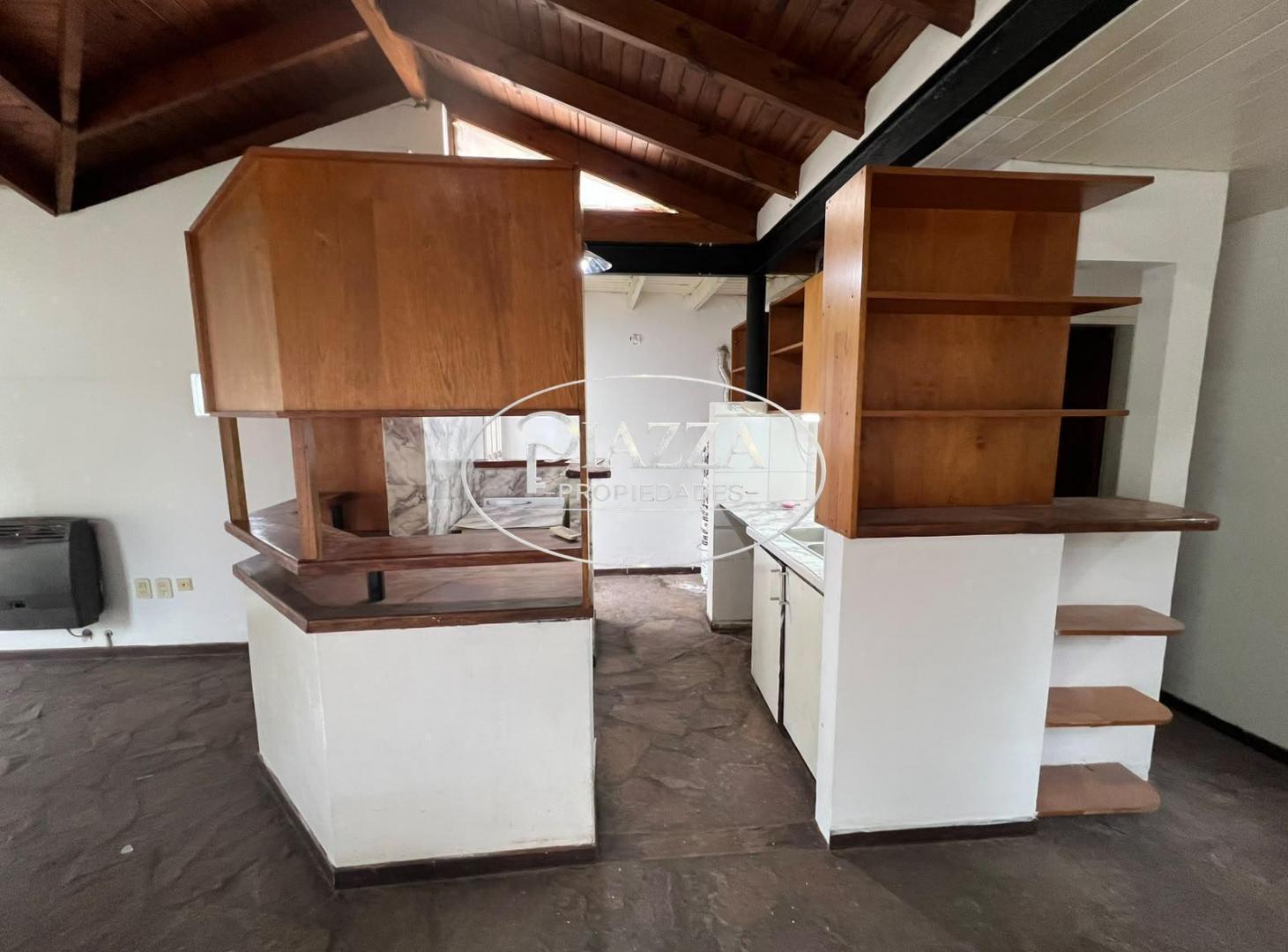 Foto de Casa 2 dorm con pileta, quincho y parrilla – Gonnet, Villa Castells, imagen 5