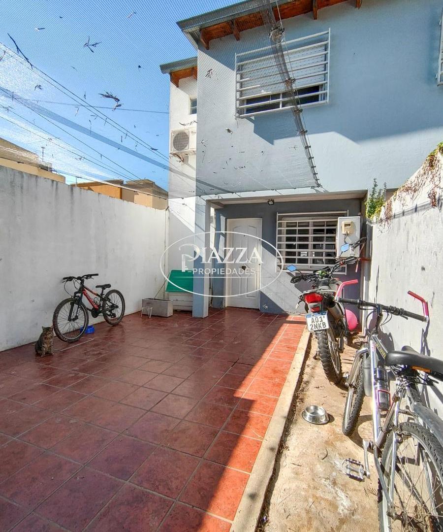 Foto de Casa Dúplex en venta en calle 73 e/ 24 y 25 - APTO CREDITO, imagen 3