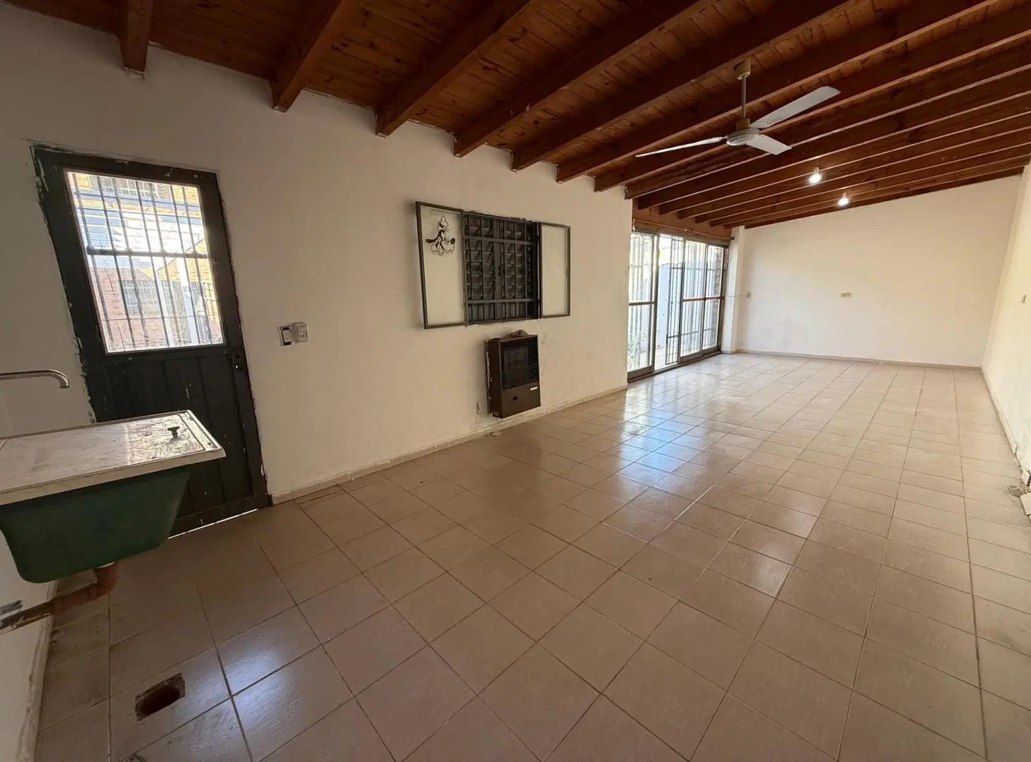 OPORTUNIDAD DE INVERSIÓN VENTA 2 CASAS 3DORM 2BAÑOS 3