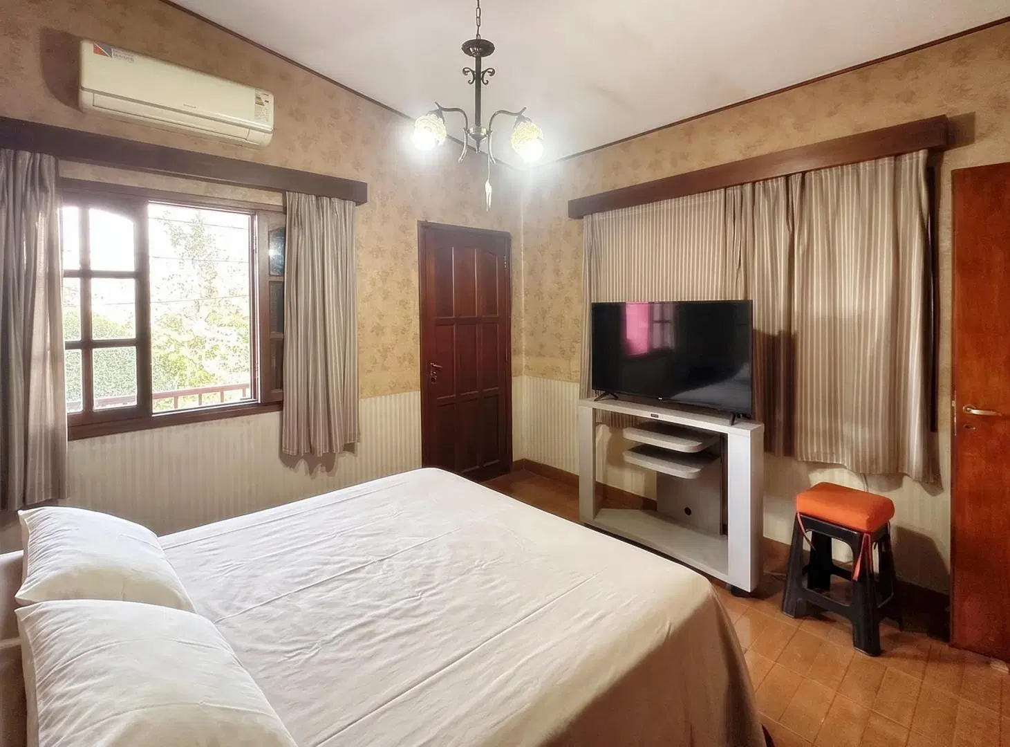 CASA VENTA LA FALDA APTA 2 DPTOS DESARROLLISTA 2