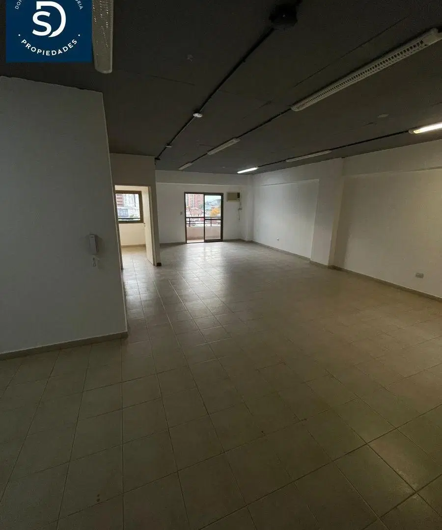 SD PROPIEDADES ofrece a la VENTA excelente oficina, Barrio Sur, San Miguel de Tucumán. 3