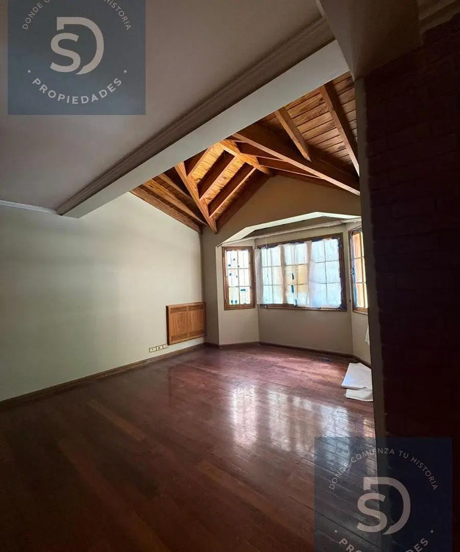 HERMOSA CASA EN SEXTA SECCION 2