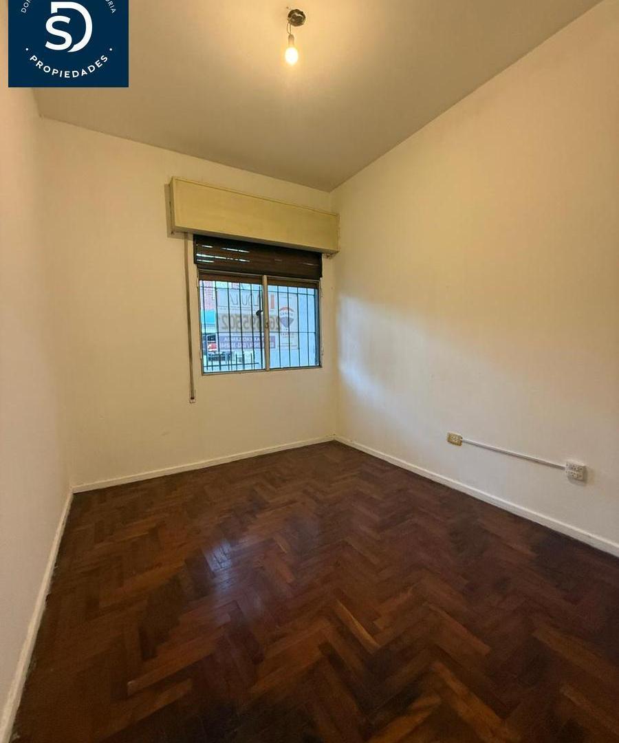 Foto de SD PROPIEDADES ofrece en ALQUILER departamento ubicado sobre calle, imagen 4