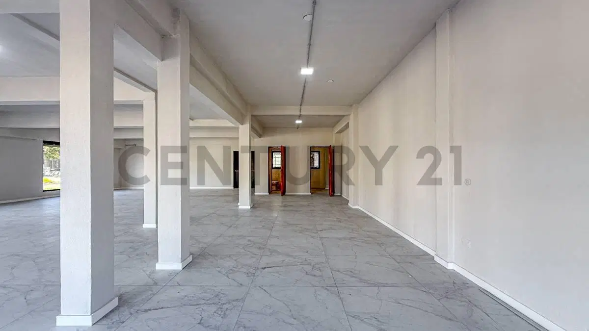 VENTA LOCAL A ESTRENAR TALCAHUANO Y SOLER 3