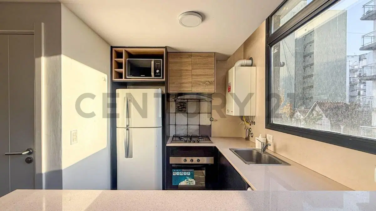 VENTA SEMIPISO 2 AMBIENTES AL FRENTE GUEMES 3