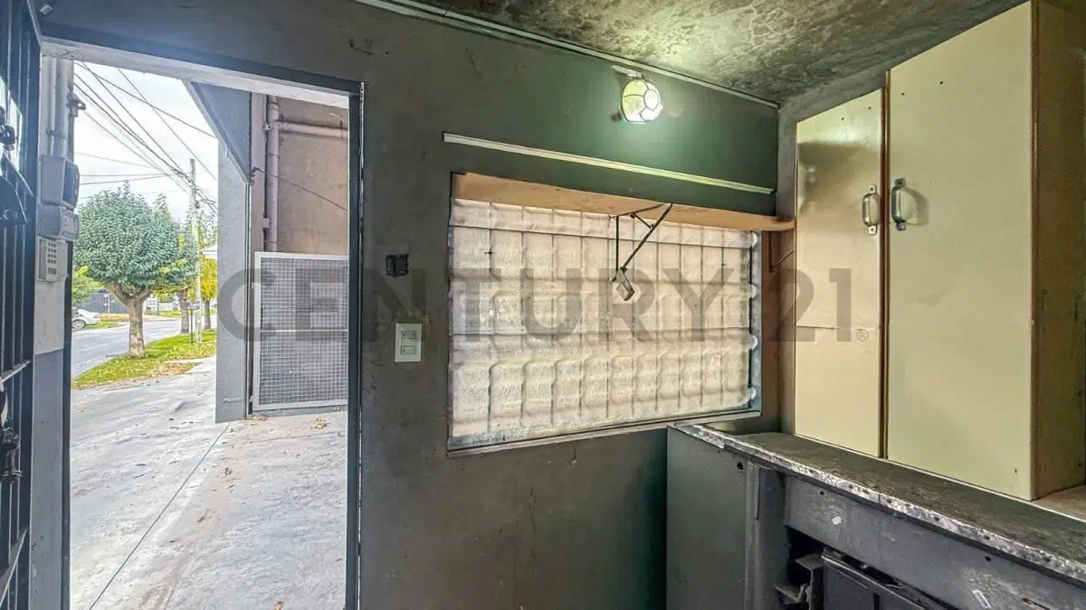 VENTA GALPON 450M2 BARRIO LAS AVENIDAS 3
