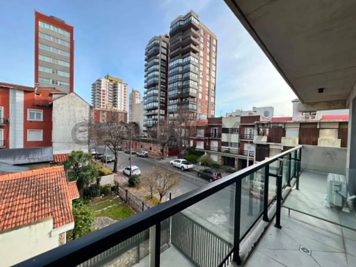 VENTA DEPARTAMENTO 2 AMBIENTES AL FRENTE VISTA AL MAR PLAYA GRANDE 3