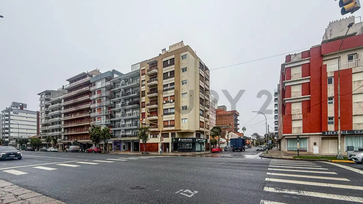 VENTA DEPARTAMENTO 3 AMBIENTES AL FRENTE BARRIO LA PERLA 4