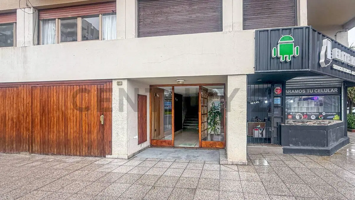 VENTA DEPARTAMENTO 3 AMBIENTES AL FRENTE BARRIO LA PERLA 3
