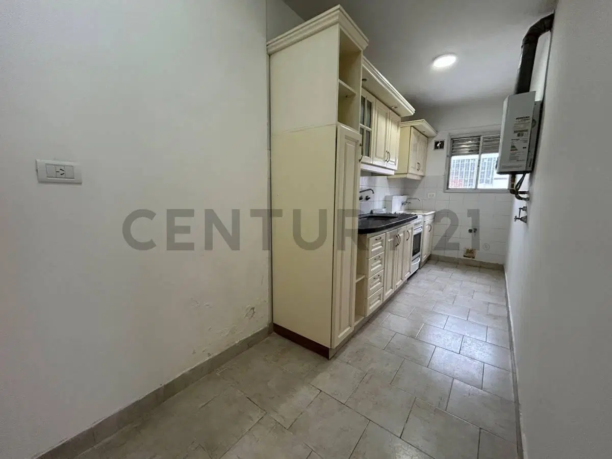 VENTA DEPARTAMENTO 3 AMBIENTES AL FRENTE ZONA ALDREY 8