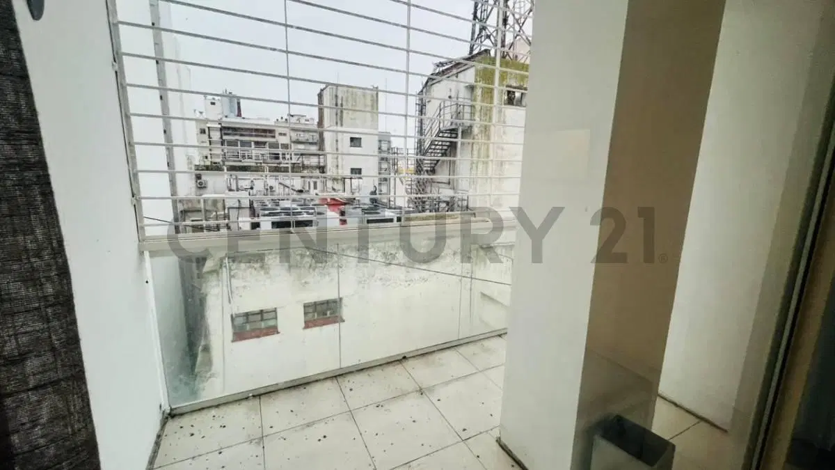 DEPARTAMENTO 3 AMBIENTES CON COCHERA EN ALQUILER 3
